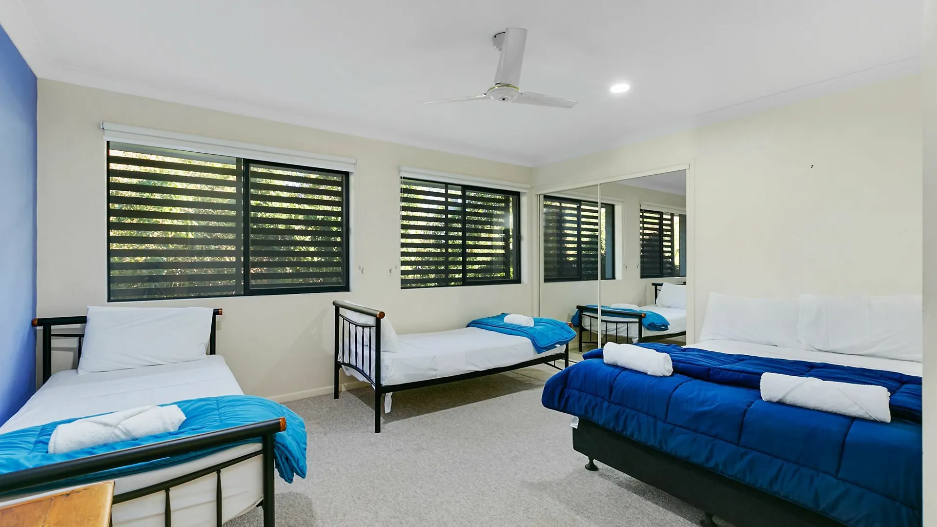 Broadbeach Waters House We Accommodate Australia
